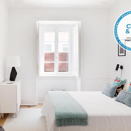 Renovated Charming Apartment With Terrace In Lapa Lisboa Exteriör bild