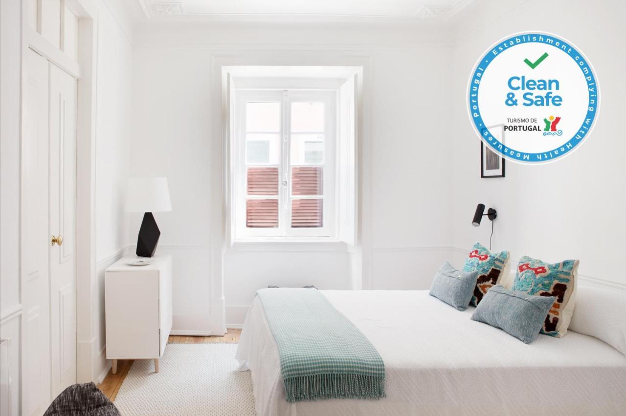 Renovated Charming Apartment With Terrace In Lapa Lisboa Exteriör bild