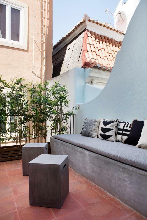 Renovated Charming Apartment With Terrace In Lapa Lisboa Exteriör bild