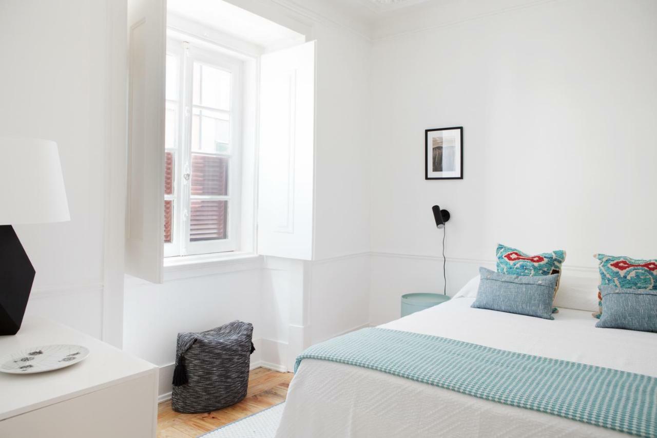Renovated Charming Apartment With Terrace In Lapa Lisboa Exteriör bild