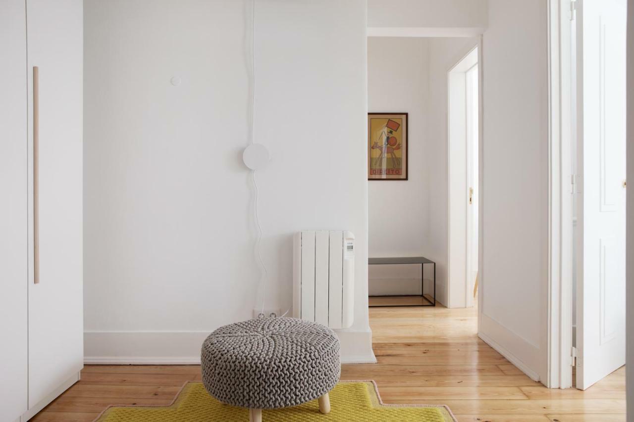 Renovated Charming Apartment With Terrace In Lapa Lisboa Exteriör bild